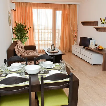 Olymp Aparthotel 4* Sveti Vlas